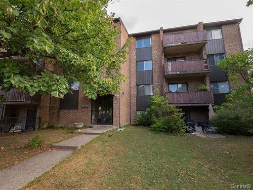 Façade - 204-2475 Av. Aumont, Brossard, QC - Outdoor