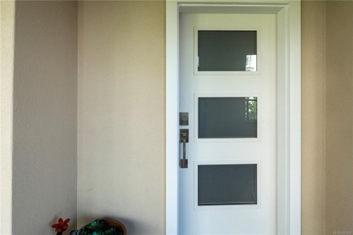 303-50 Songhees Rd, Victoria, BC - Indoor Photo Showing Other Room