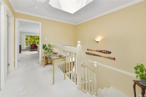 913-2829 Arbutus Rd, Saanich, BC 