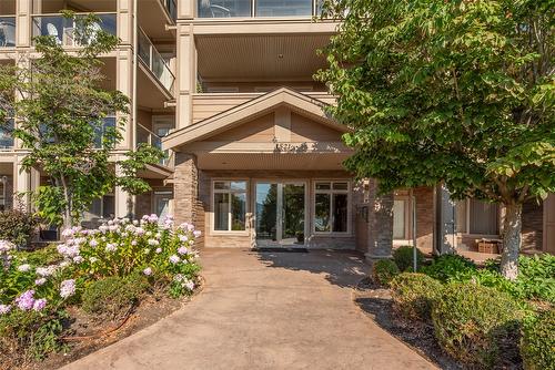 209-3521 Carrington Road, West Kelowna, BC - Outdoor