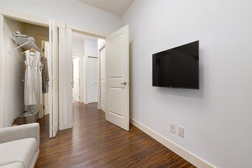 209-3521 Carrington Road, West Kelowna, BC - Indoor Photo Showing Other Room