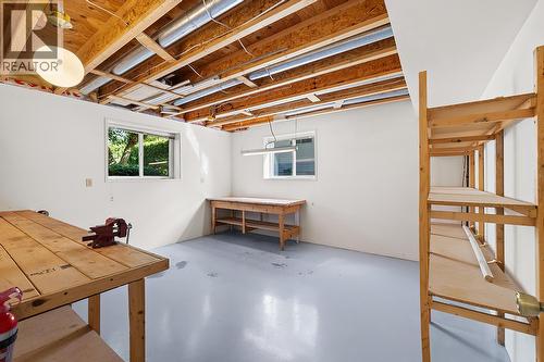 329 6Th Ave S Avenue, Creston, BC - Indoor Photo Showing Basement