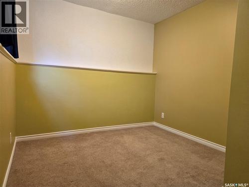 433 Guelph Crescent, Saskatoon, SK - Indoor Photo Showing Other Room