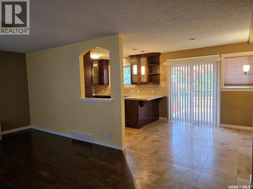433 Guelph Crescent, Saskatoon, SK - Indoor