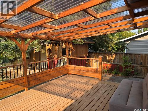 433 Guelph Crescent, Saskatoon, SK - Outdoor With Deck Patio Veranda