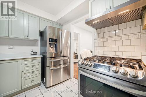 53 Brando Avenue, Markham, ON - Indoor Photo Showing Kitchen