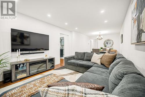 53 Brando Avenue, Markham, ON - Indoor Photo Showing Living Room