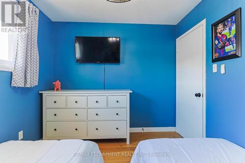 54 - 5475 Lakeshore Road, Burlington, ON - Indoor Photo Showing Bedroom