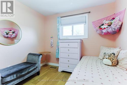54 - 5475 Lakeshore Road, Burlington, ON - Indoor Photo Showing Bedroom
