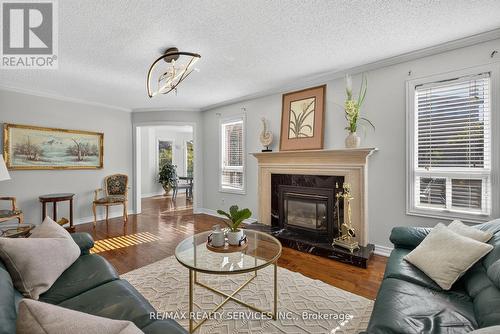 124 Royal Valley Drive, Caledon, ON - Indoor Photo Showing Living Room With Fireplace