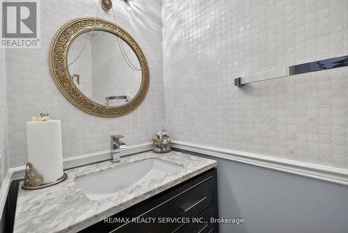 124 Royal Valley Drive, Caledon, ON - Indoor Photo Showing Bathroom