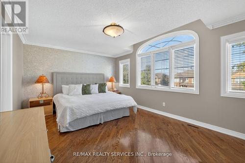 124 Royal Valley Drive, Caledon, ON - Indoor Photo Showing Bedroom