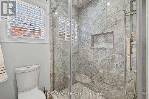 124 Royal Valley Drive, Caledon, ON - Indoor Photo Showing Bathroom