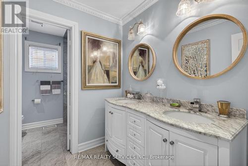 124 Royal Valley Drive, Caledon, ON - Indoor Photo Showing Bathroom