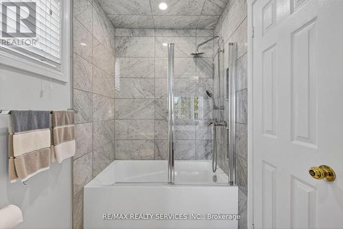 124 Royal Valley Drive, Caledon, ON - Indoor Photo Showing Bathroom