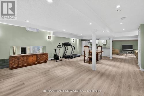 124 Royal Valley Drive, Caledon, ON - Indoor Photo Showing Gym Room