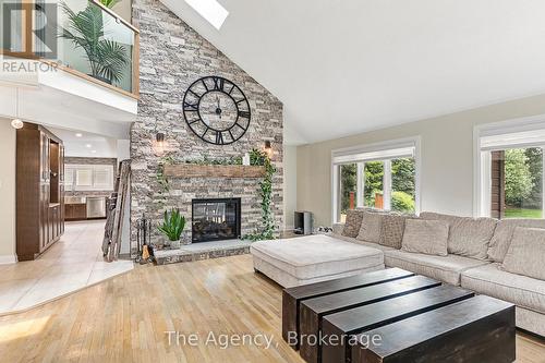 136 Grand Cypress Lane, Blue Mountains, ON - Indoor Photo Showing Living Room With Fireplace