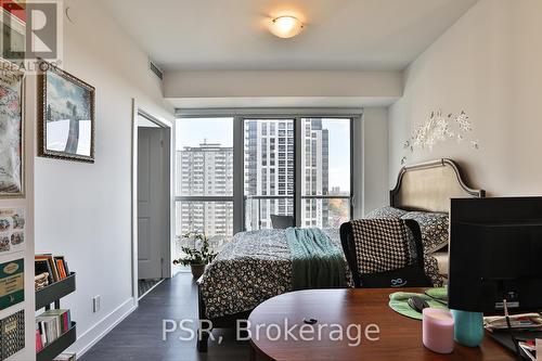 909 - 11 Lillian Street, Toronto, ON - Indoor Photo Showing Bedroom