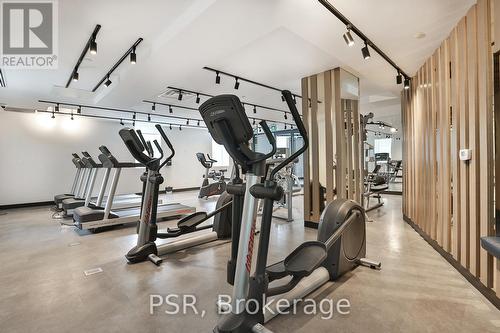 909 - 11 Lillian Street, Toronto, ON - Indoor Photo Showing Gym Room