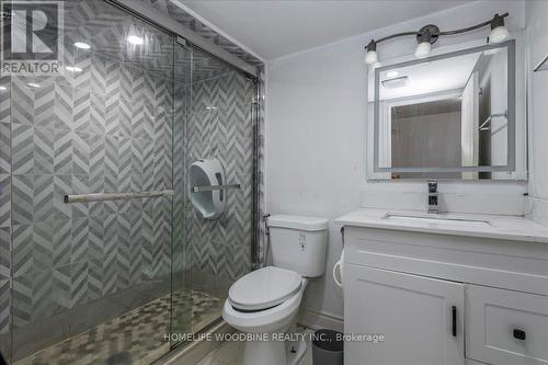 28 Credo Drive, Vaughan, ON - Indoor Photo Showing Bathroom