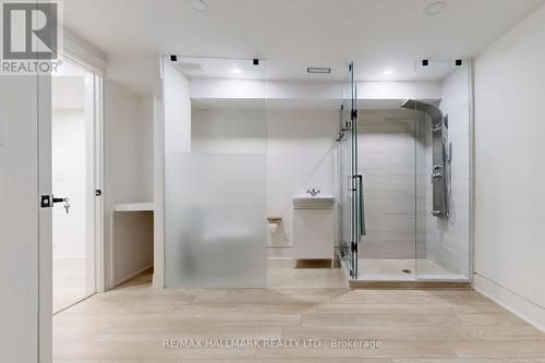 16 Mulberry Crescent, Toronto, ON - Indoor