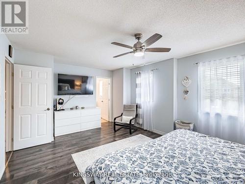 278 Southbrook Drive, Hamilton, ON - Indoor Photo Showing Bedroom