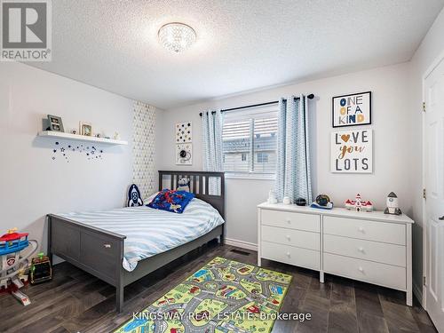 278 Southbrook Drive, Hamilton, ON - Indoor Photo Showing Bedroom