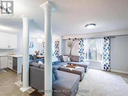 278 Southbrook Drive, Hamilton, ON - Indoor Photo Showing Other Room