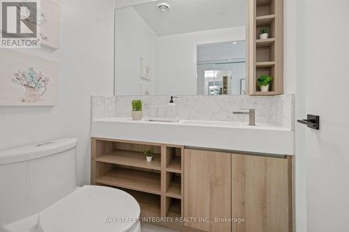 606 - 319 Jarvis Street, Toronto, ON - Indoor Photo Showing Bathroom
