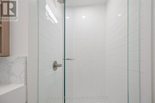 606 - 319 Jarvis Street, Toronto, ON - Indoor Photo Showing Bathroom