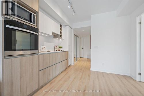 606 - 319 Jarvis Street, Toronto, ON - Indoor