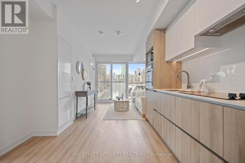 606 - 319 Jarvis Street, Toronto, ON - Indoor