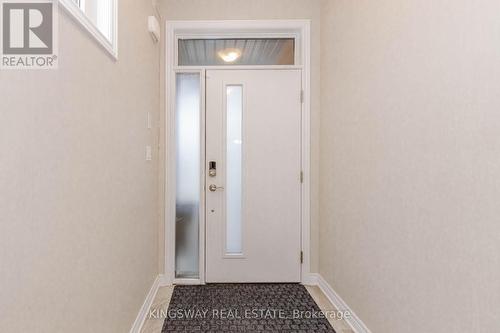 8961 Emily Boulevard, Niagara Falls, ON - Indoor Photo Showing Other Room