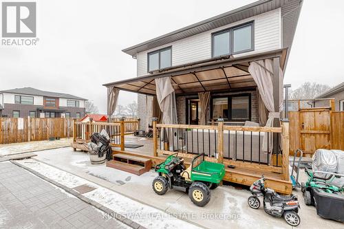 8961 Emily Boulevard, Niagara Falls, ON - Outdoor With Deck Patio Veranda