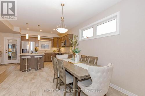 8961 Emily Boulevard, Niagara Falls, ON - Indoor Photo Showing Dining Room