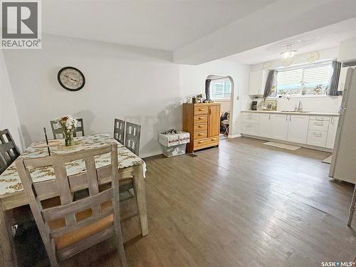 271 14Th Avenue Ne, Swift Current, SK - Indoor Photo Showing Dining Room