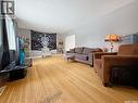 271 14Th Avenue Ne, Swift Current, SK  - Indoor Photo Showing Living Room 