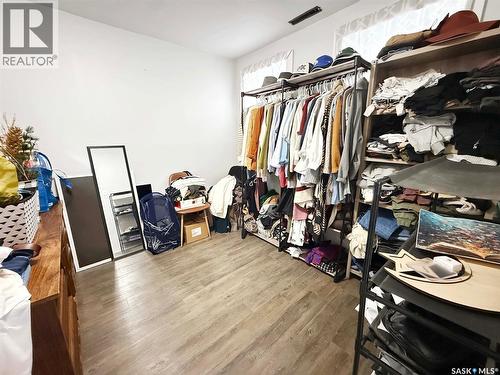 271 14Th Avenue Ne, Swift Current, SK - Indoor With Storage