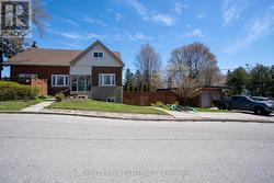 B - 3 LAKEHURST DRIVE  Toronto, ON M1N 1G7