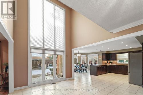 4873 Forest Hill Drive, Mississauga, ON - Indoor