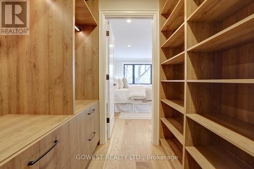 981 Valdese Drive, Mississauga, ON - Indoor