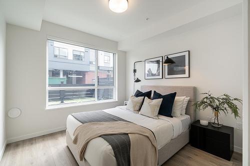 103 7936 206 Street, Langley, BC - Indoor Photo Showing Bedroom
