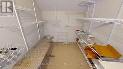 Large walk in closet - 