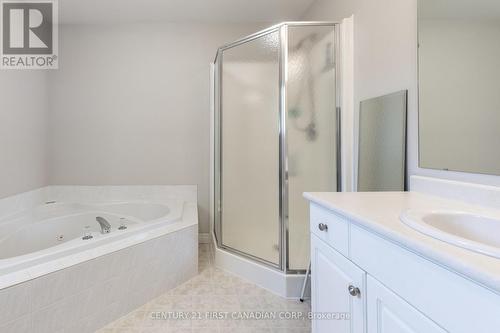 18 - 20 Windemere Place, St. Thomas, ON - Indoor Photo Showing Bathroom