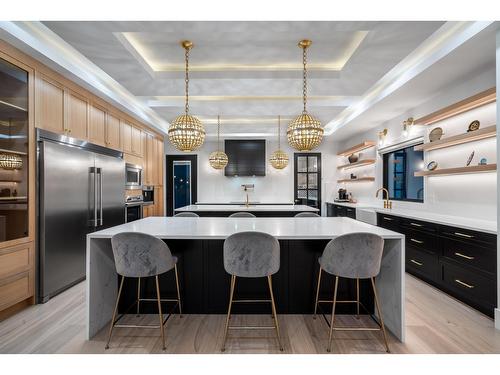 16850 106 Avenue, Surrey, BC - Indoor Photo Showing Kitchen With Upgraded Kitchen