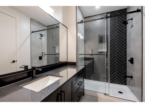 16850 106 Avenue, Surrey, BC - Indoor Photo Showing Bathroom