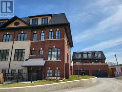 34 - 20 LUNAR CRESCENT  Mississauga, ON L5M 2R5