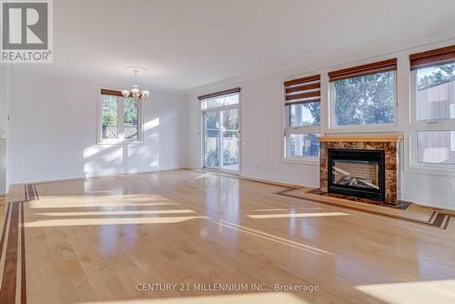 5230 Creditview Road, Mississauga, ON - Indoor Photo Showing Living Room With Fireplace
