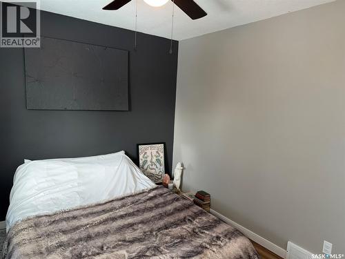 410 Miller Crescent E, Wynyard, SK - Indoor Photo Showing Bedroom