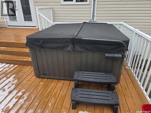 410 Miller Crescent E, Wynyard, SK - Outdoor With Deck Patio Veranda With Exterior